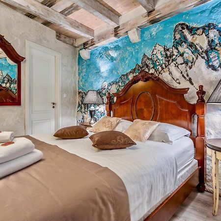 Historic Plaza Varos Split (Adults Only) Екстер'єр фото