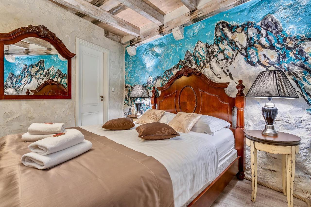 Historic Plaza Varos Split (Adults Only) Екстер'єр фото
