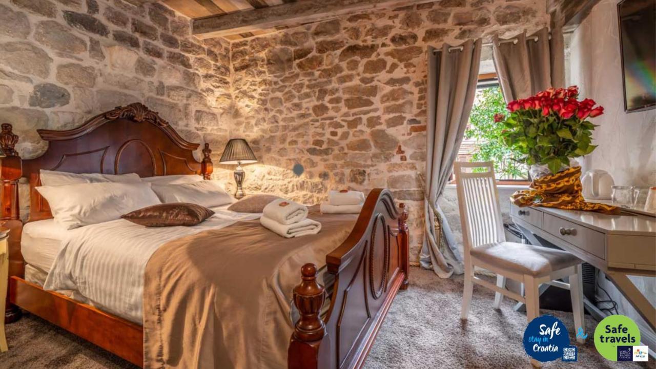 Historic Plaza Varos Split (Adults Only) Екстер'єр фото