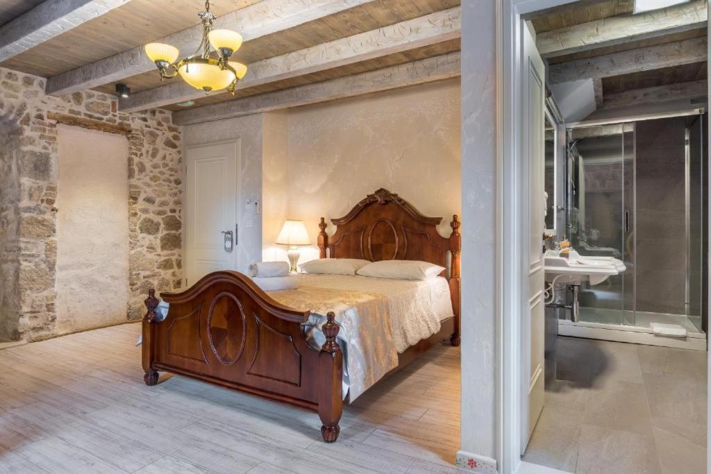 Historic Plaza Varos Split (Adults Only) Екстер'єр фото