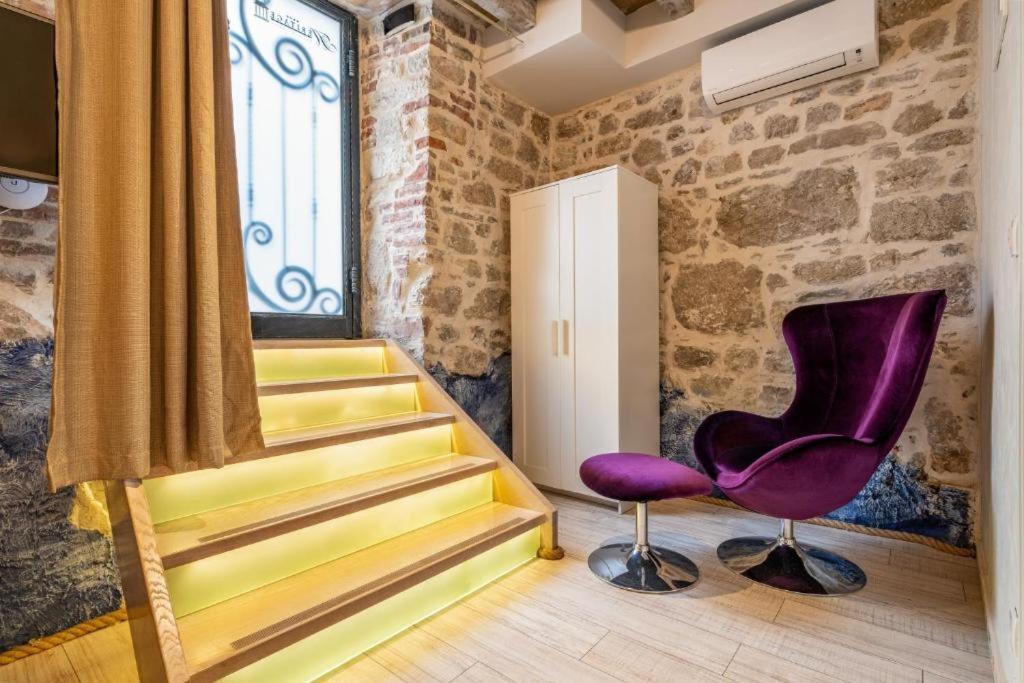 Historic Plaza Varos Split (Adults Only) Екстер'єр фото